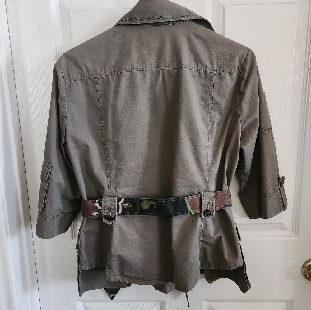 Jacket - Picture 2 of 11